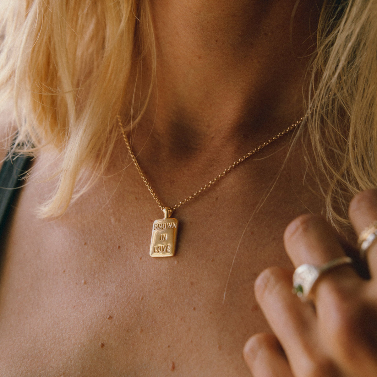 all necklaces